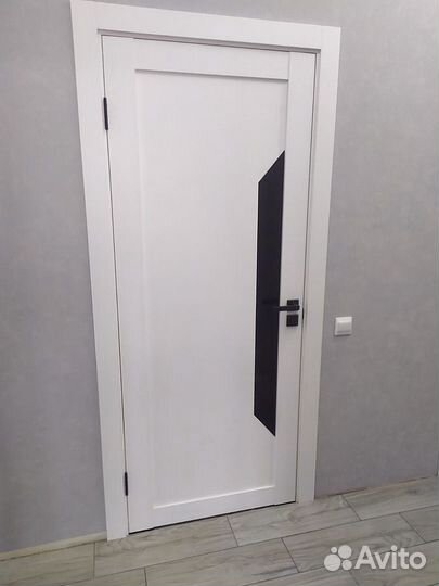 Двери межкомнатные из массива
