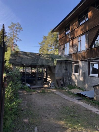 Дом 180 м² на участке 6,6 сот.