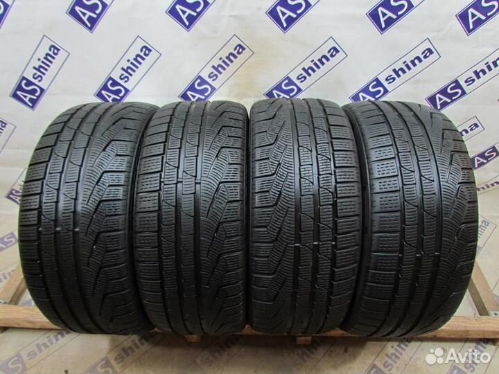 Pirelli Winter 210 SnowControl Serie II 245/45 R17 88R