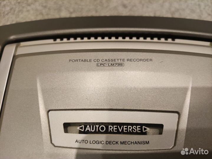 Стереомагнитола LG LPC-LM735X