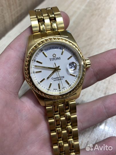 Часы Titoni Cosmo King Automatic Day-Date