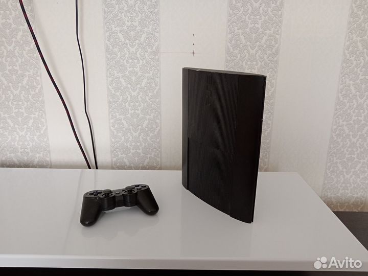 Sony PS3 super slim