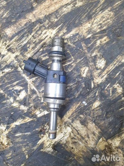 Топливная форсунка Porsche Cayenne