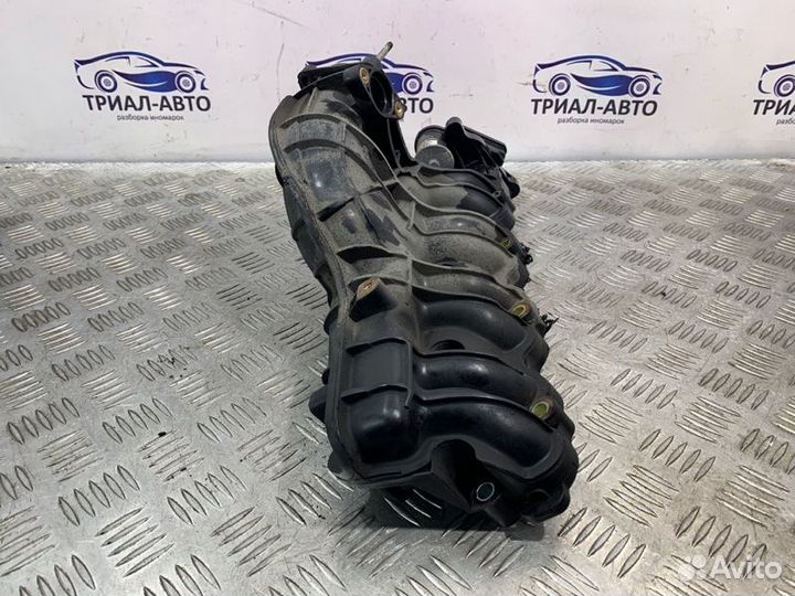 Коллектор впускной Kia Sportage 3 D4HA 2.0 дизель