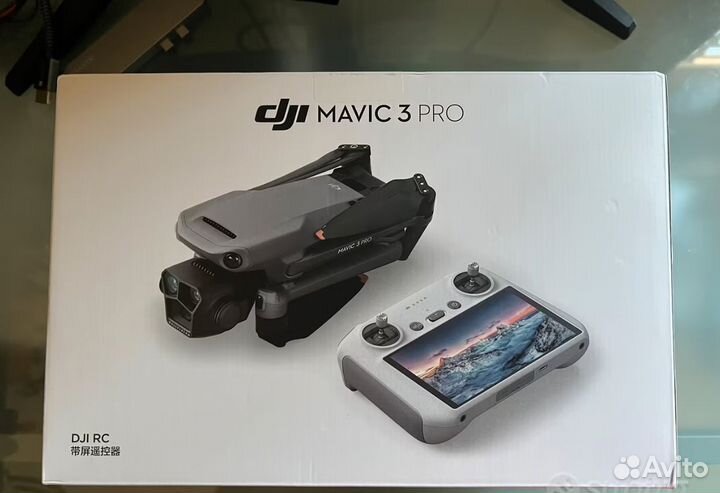 Квадрокоптер Mavic 3 Pro DJI