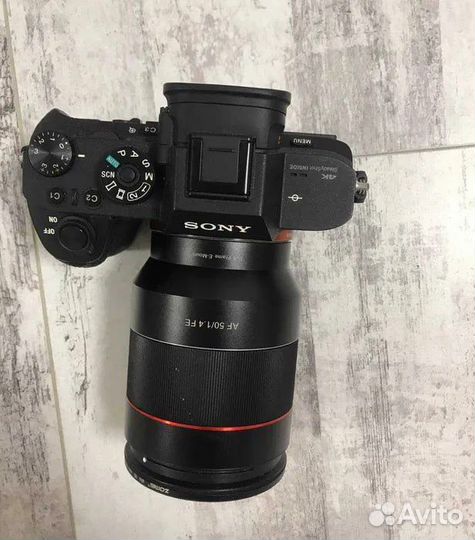 Зеркальный фотоаппарат sony