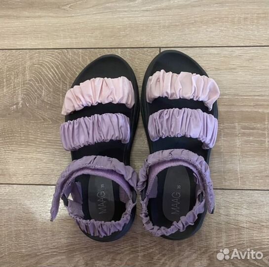 Сандалии zara