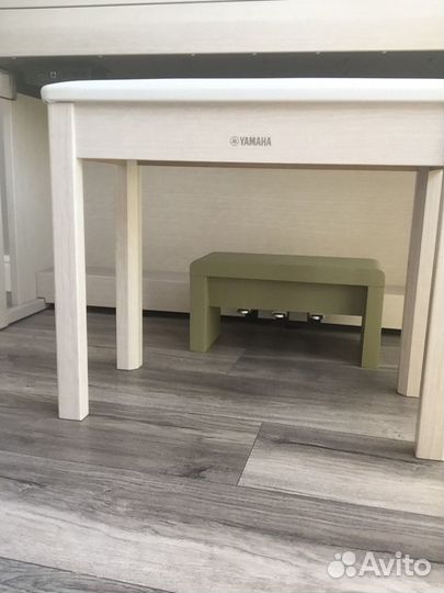 Подставка для ног для занятий на инструменте (форт