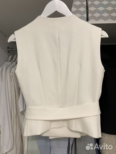 Жилетка белая женская Imperial размер 42-44