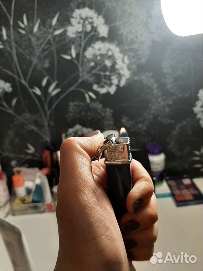 Зажигалка газовая givenchy оригинал