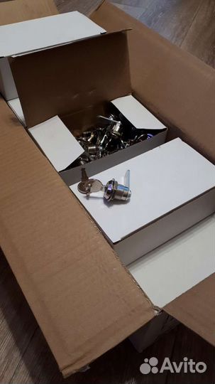 Почтовый ящик, замок почтовый