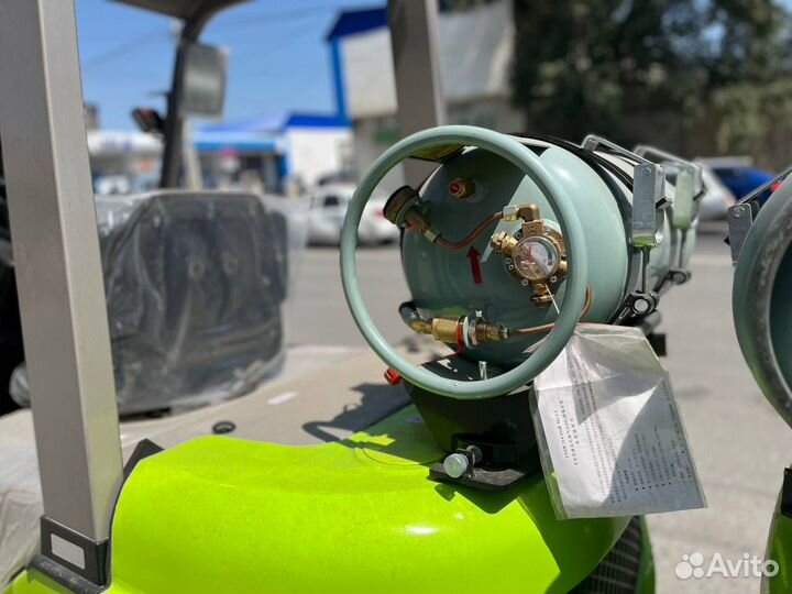 Вилочный погрузчик Zoomlion FL20, 2024