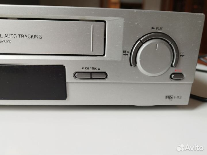 Видеомагнитофон shivaki