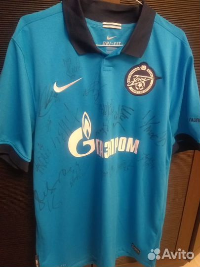 Чемпионская Футболка Зенит с автографами 2010