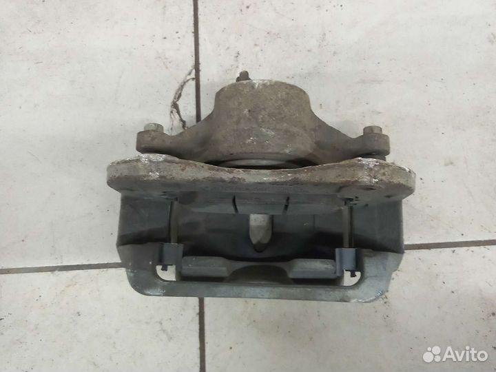 Суппорт передний правый hyundai ix35, Sportage 3