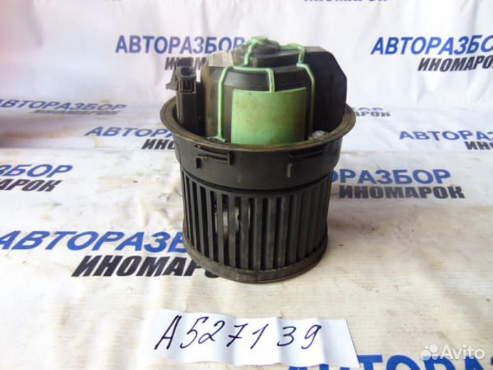 Моторчик отопителя для Peugeot 300 308 2007