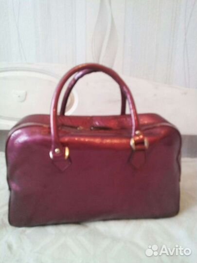 Сумка сиреневая нат.кожа Carlo Pozolini