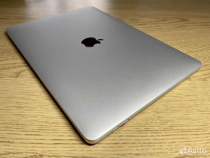 MacBook Pro 13 M1 16Gb/512Gb Silver рст