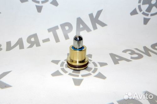 Толкатель на джойстик экскаватора Hitachi EX200-1