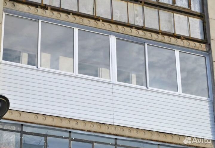 Остекление балкона алюминиевое