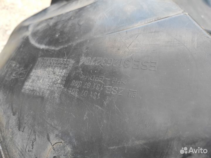 Подкрылок передний на Opel Corsa D