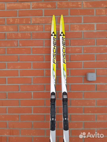 Беговые лыжи fischer