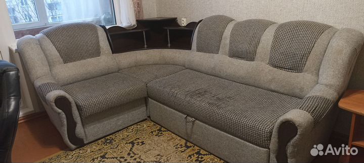 Угловой диван бу