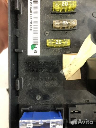 Блок предохранителей Volkswagen Passat B6