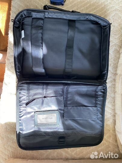 Сумка. Портфель для ноутбука. 
