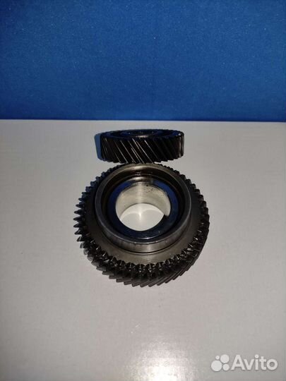 Шестерни 35/52 пятой передачи МКПП VAG