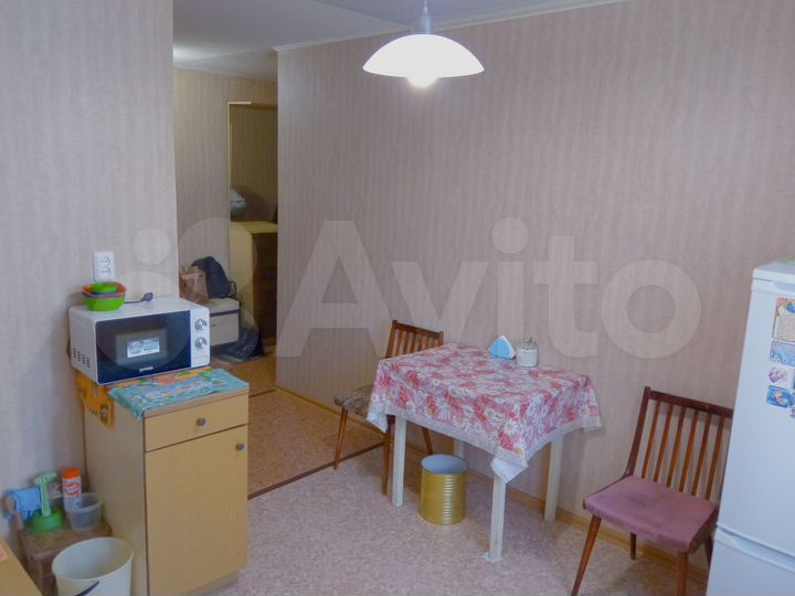 3-к. квартира, 64 м², 1/10 эт.