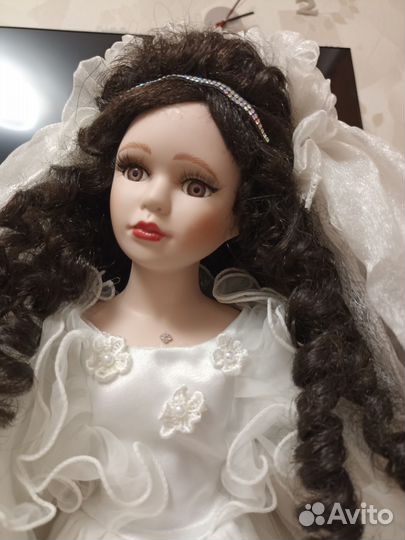 Куклы фарфоровые коллекционные