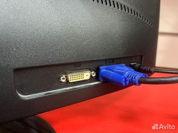 T6 Монитор Philips EL221 FuLL HD