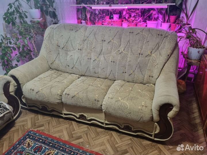 Диван и 2 кресла