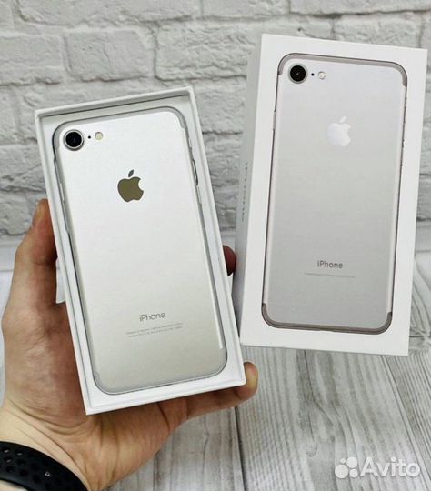 iPhone 7, 32 ГБ