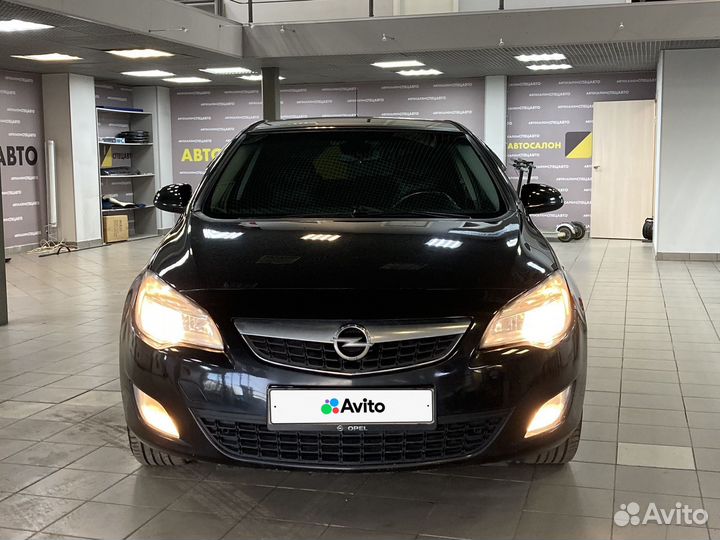 Opel Astra 1.6 AT, 2011, 178 000 км