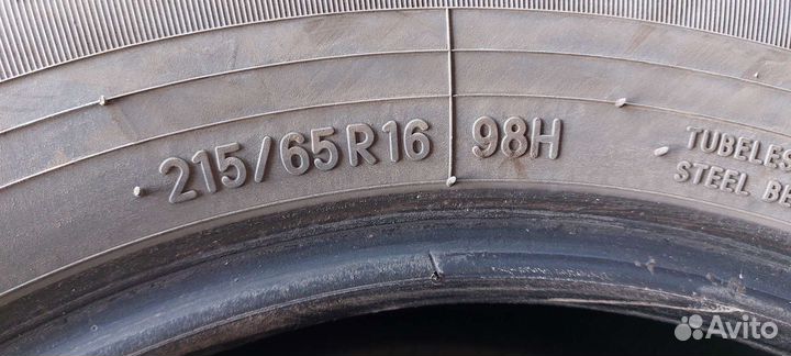 Toyo Tranpath MPZ 215/65 R16