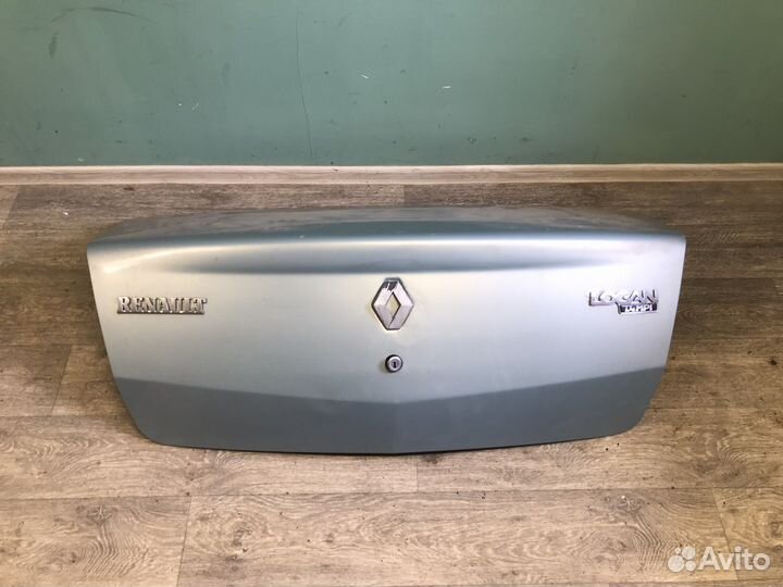 Крышка багажника Рено Логан