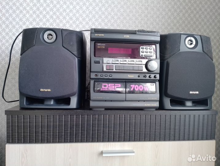 Aiwa NSX 700
