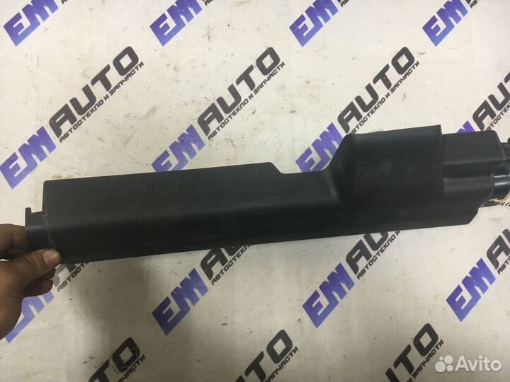 Накладка порога передняя левая Сузуки SX4