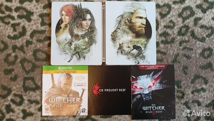 Ведьмак различный лут - стилбуки, диски и т.д