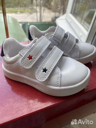 Кроссовки детские 20 размер