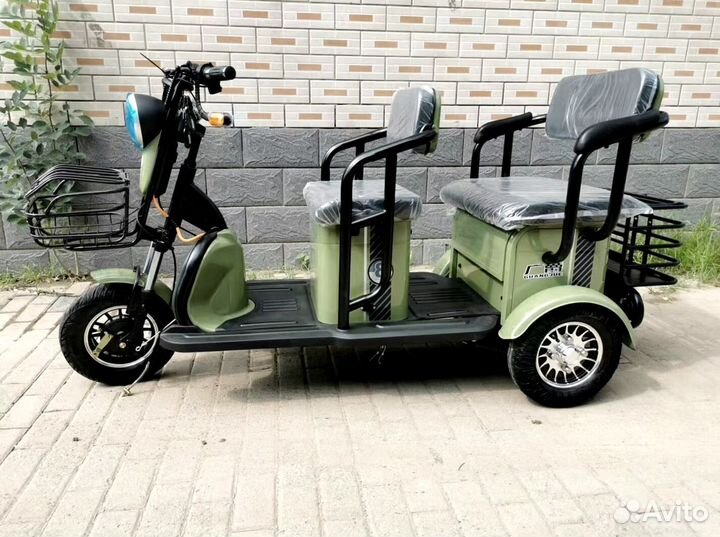Трицикл двухместный новый