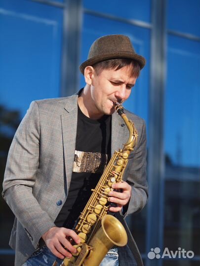 Саксофонист Илья Вяткин