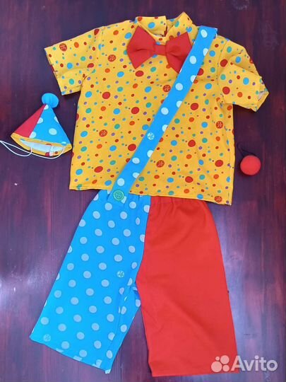 Новогодний костюм для мальчика клоун