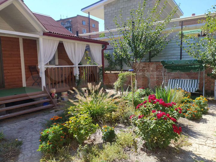 Дом 68 м² на участке 2 сот.