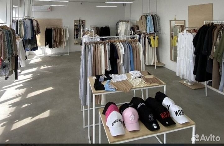 Известный женский бренд, производство и магазины