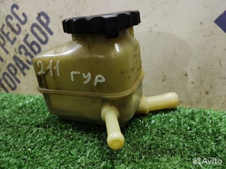 Бачок гидроусилителя Toyota Avensis универсал 1.8