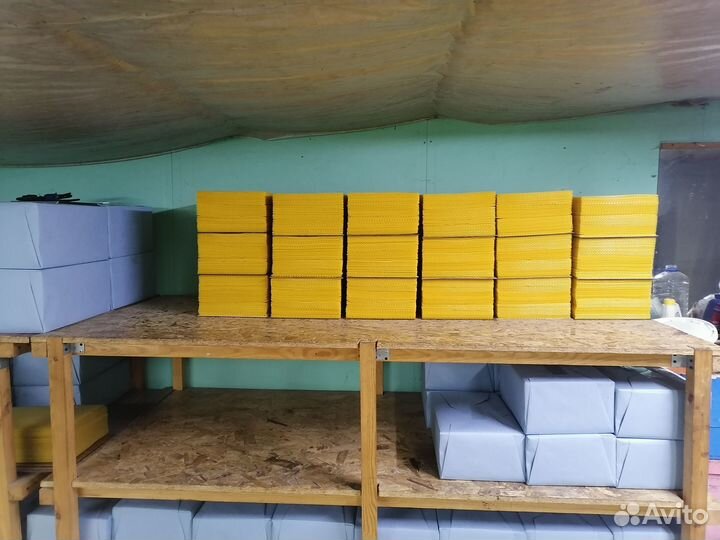 Вощина из натураного пчелиного воска