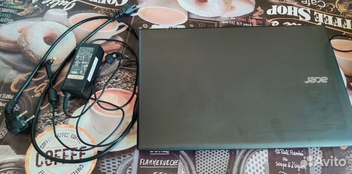 Ноутбук Acer Aspire E5-576-N16Q2